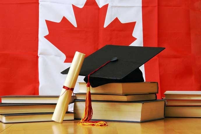 nen-giao-duc-canada